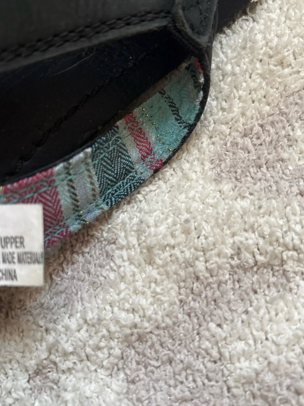 -sold- Vintage Y2K Black Platform Flip Flop Sandals